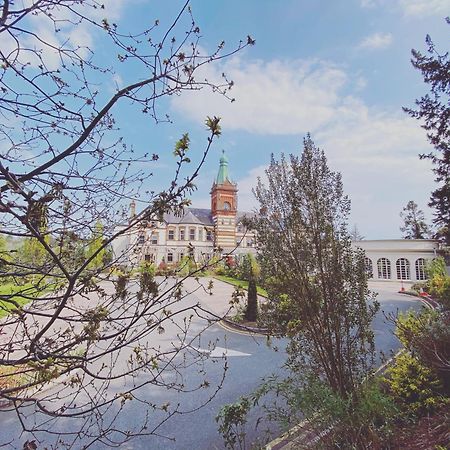 The Lucan Spa Hotel Luaran gambar