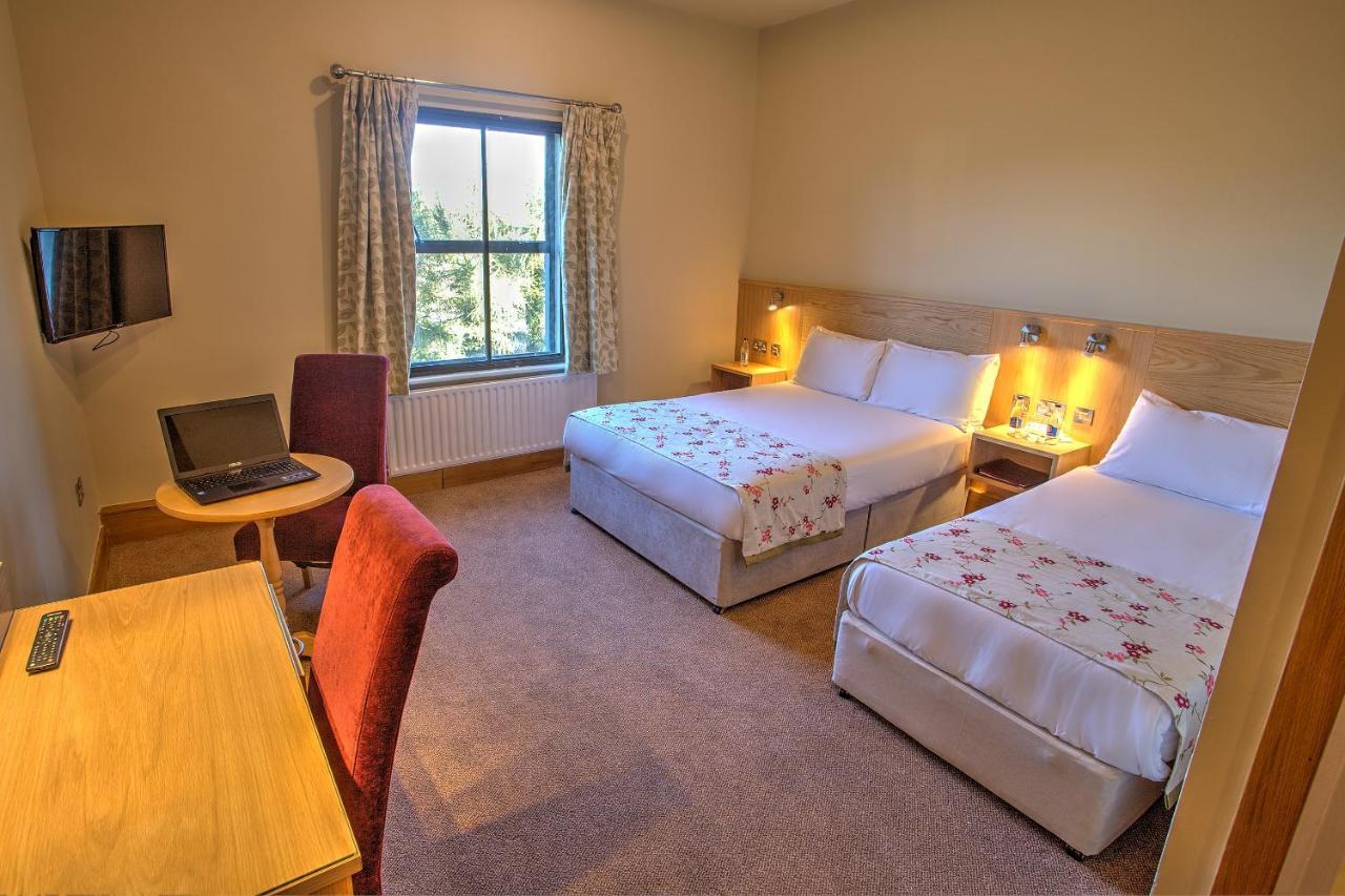 The Lucan Spa Hotel Luaran gambar