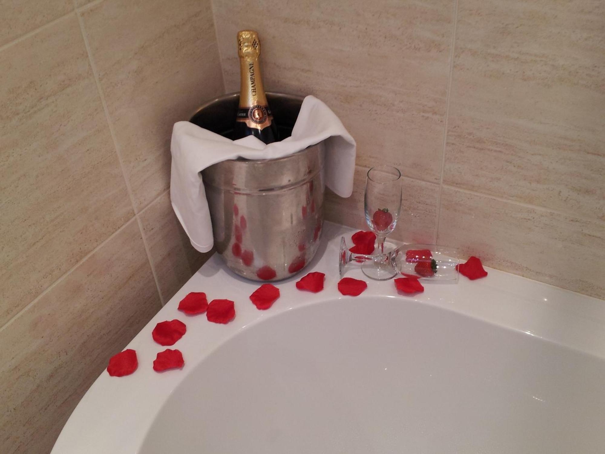 The Lucan Spa Hotel Luaran gambar