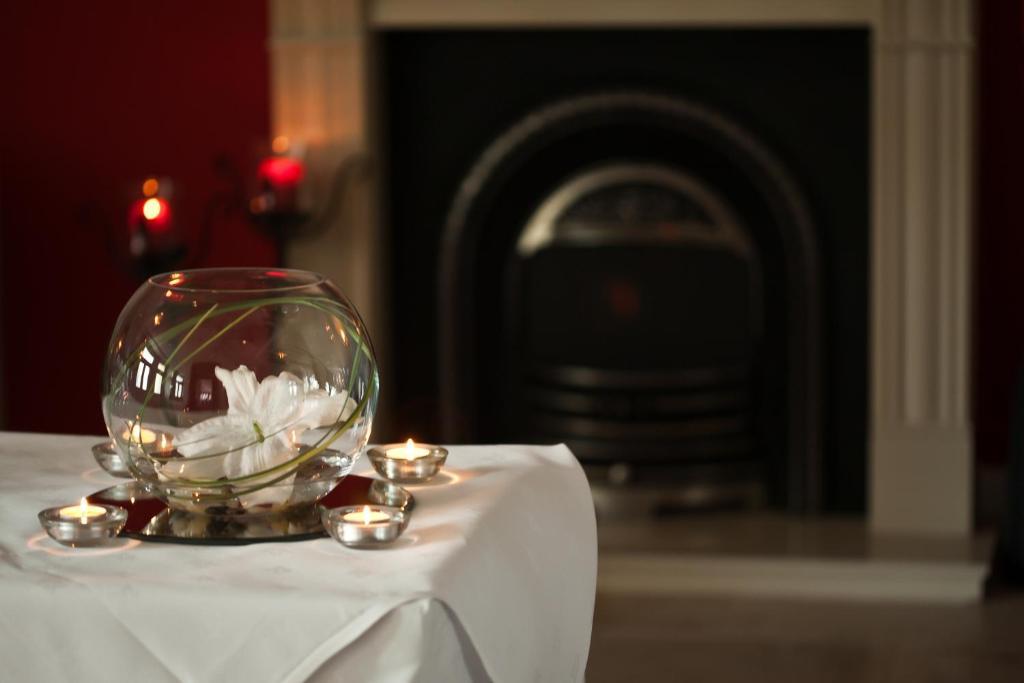 The Lucan Spa Hotel Luaran gambar